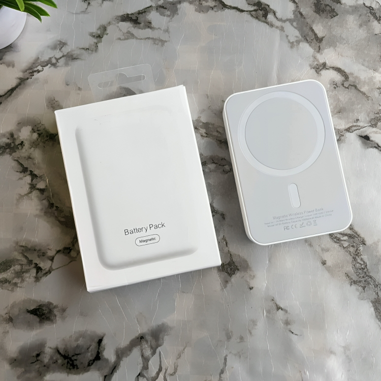 100000mAh Mag safe Wireless Charge For Iphone